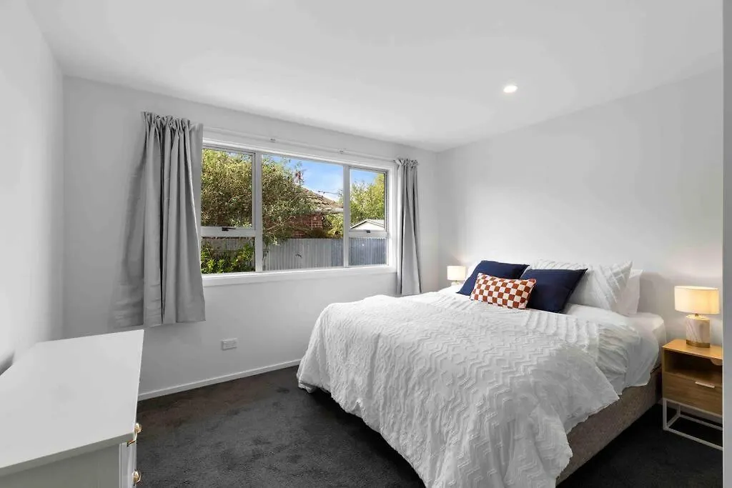 Holiday home Airport 3 Mins Spacious Home Christchurch